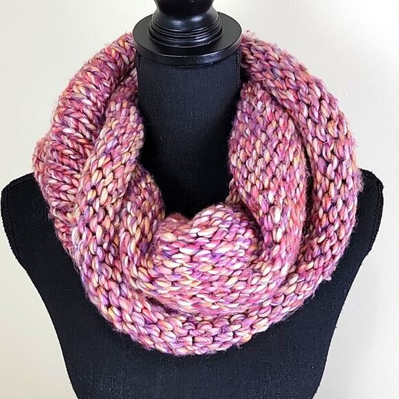 Chunky Marled Knit Neck Warmer Infinity Scarf color pink size 15"x15" - Picture 1 of 5
